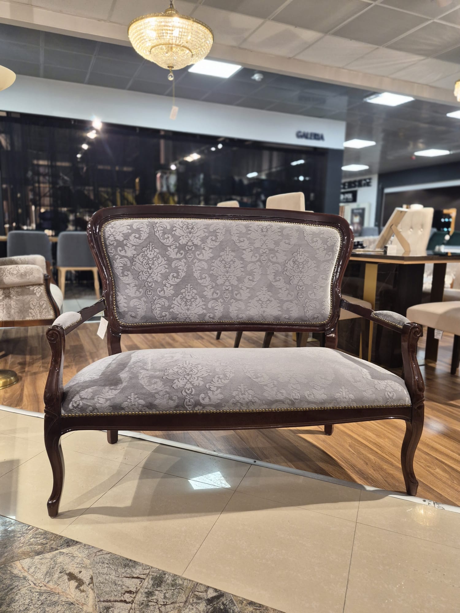 włoska sofa 218K 01