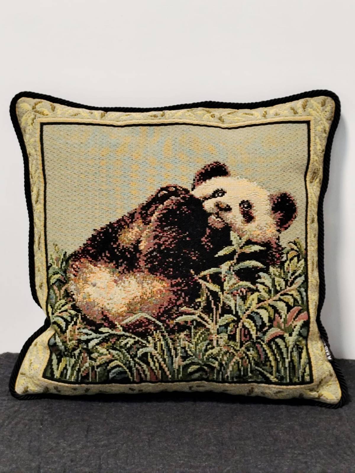 Poduszka gobelinowa Panda 7 4