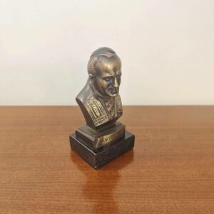 Figurka Papież