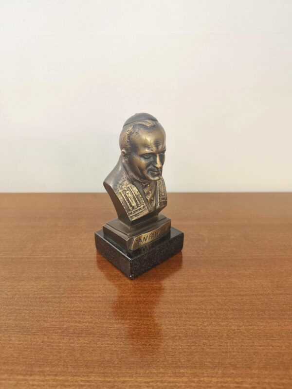 Figurka Papież