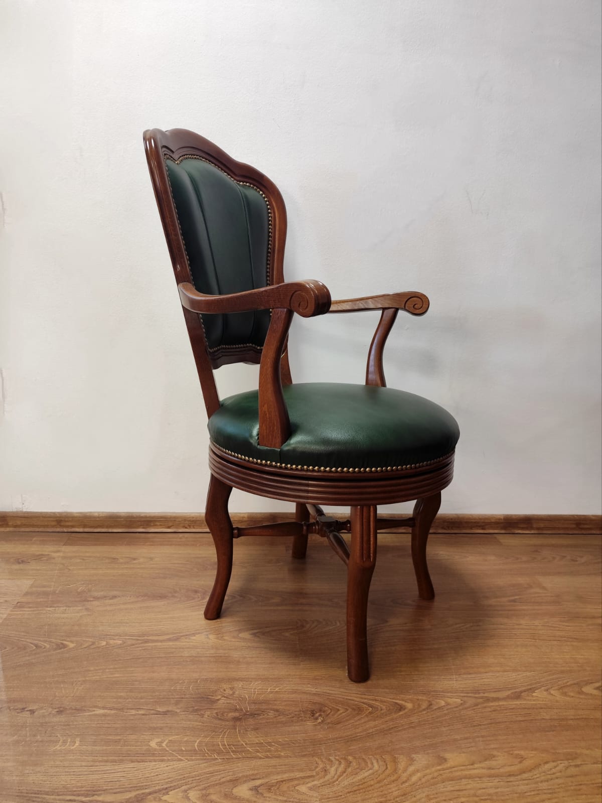 Fotel obrotowy 73K (1)