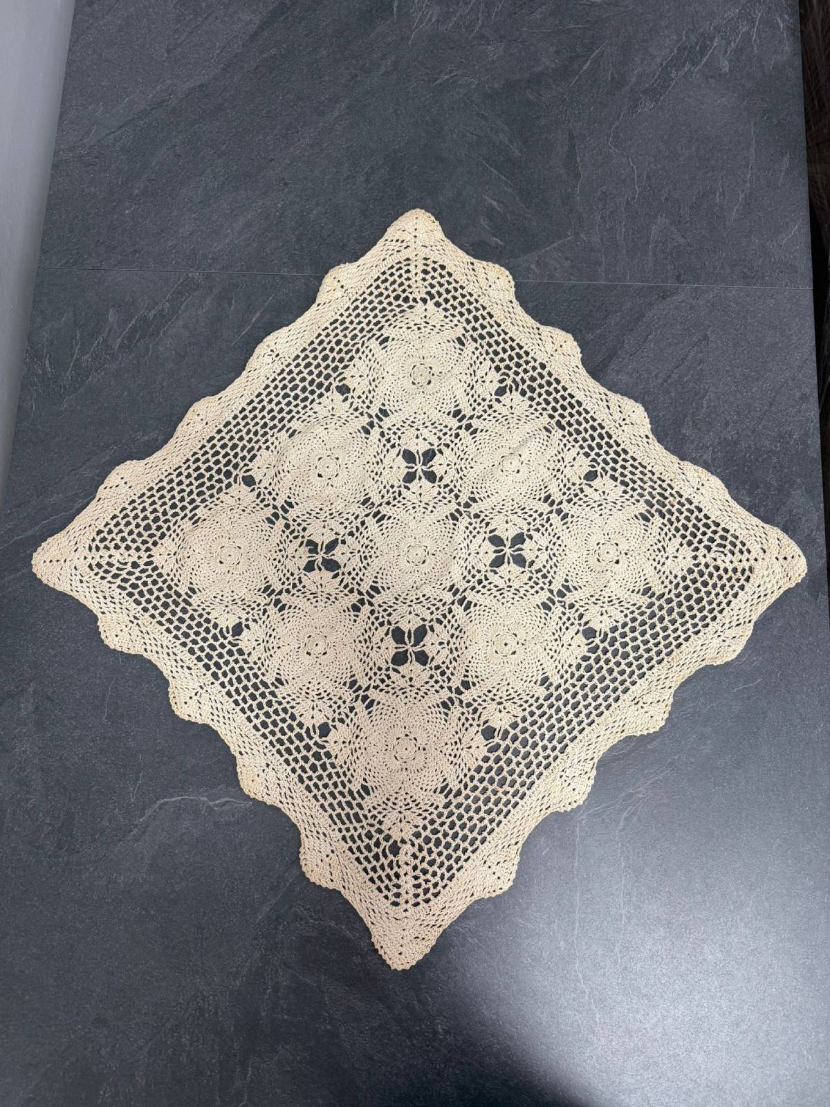 Serwetka 60x60 niciak (1)