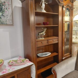 biblioteka z 2 szufladami w środkowej części, kolor orzech średni u góry łuk (2)