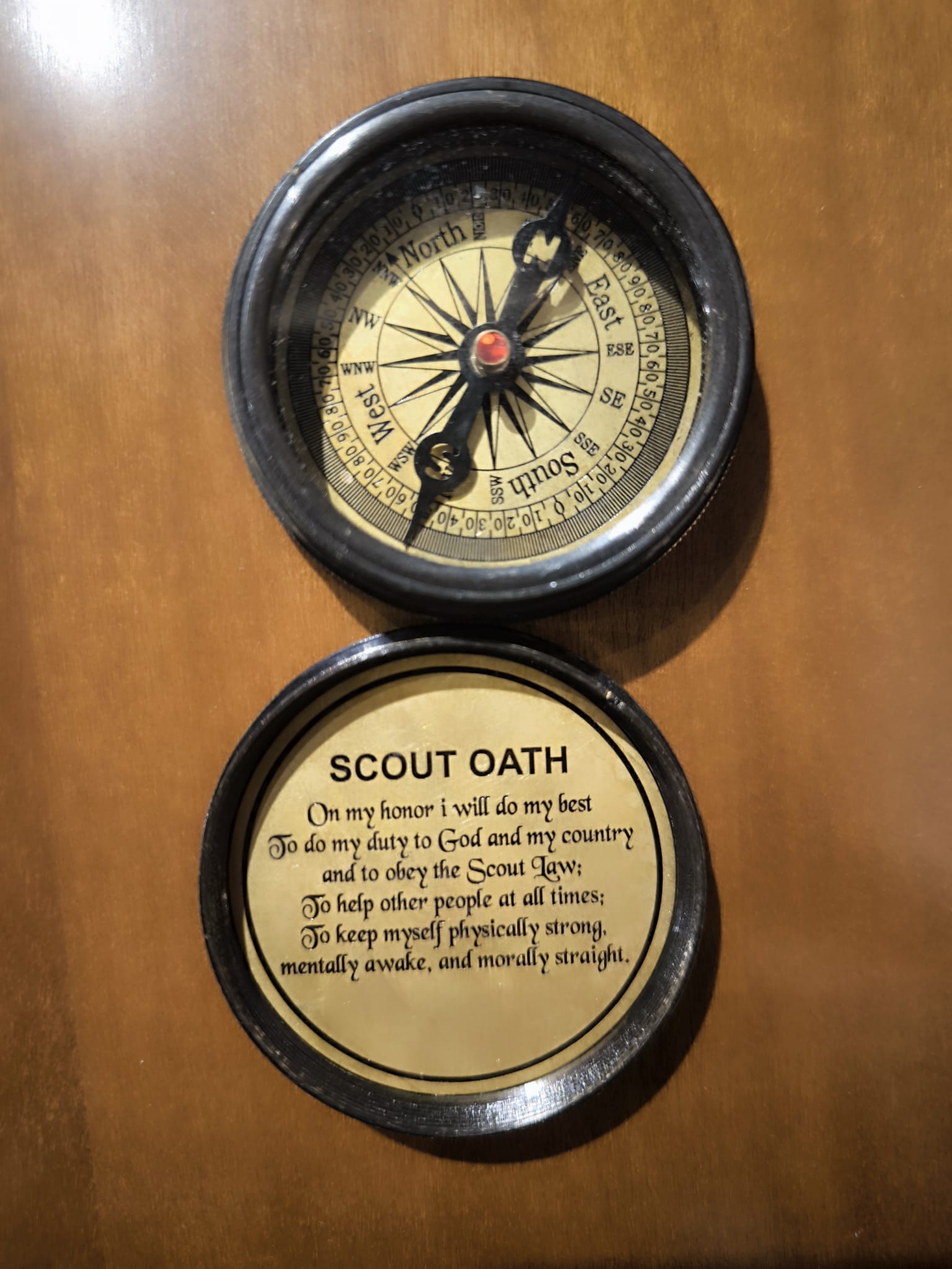 dm5 kOMPAS MOSIĘŻNY Z ZAKRĘCANYM WIECZKIEM Z ZEGAREM STU LETNIM (3)