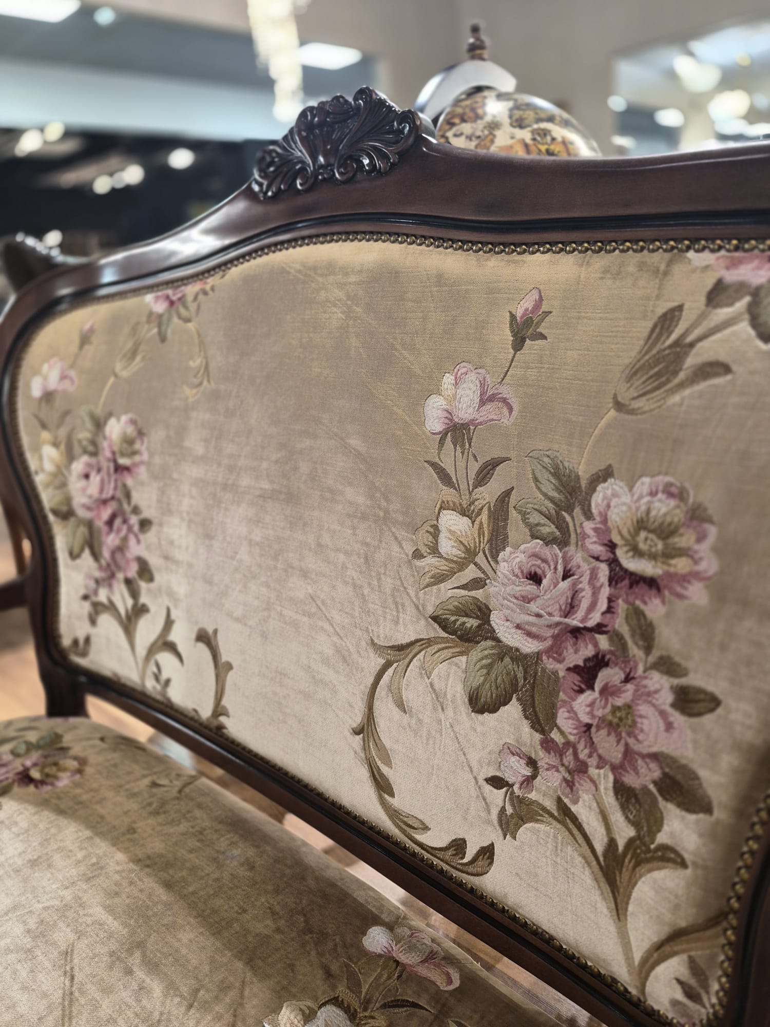 włoska sofa 635K 02