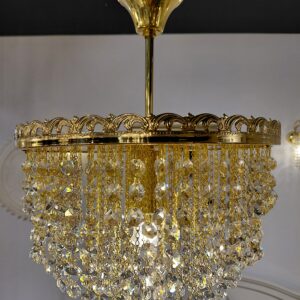 Zyrandol złoty z wiszącymi kryształkami