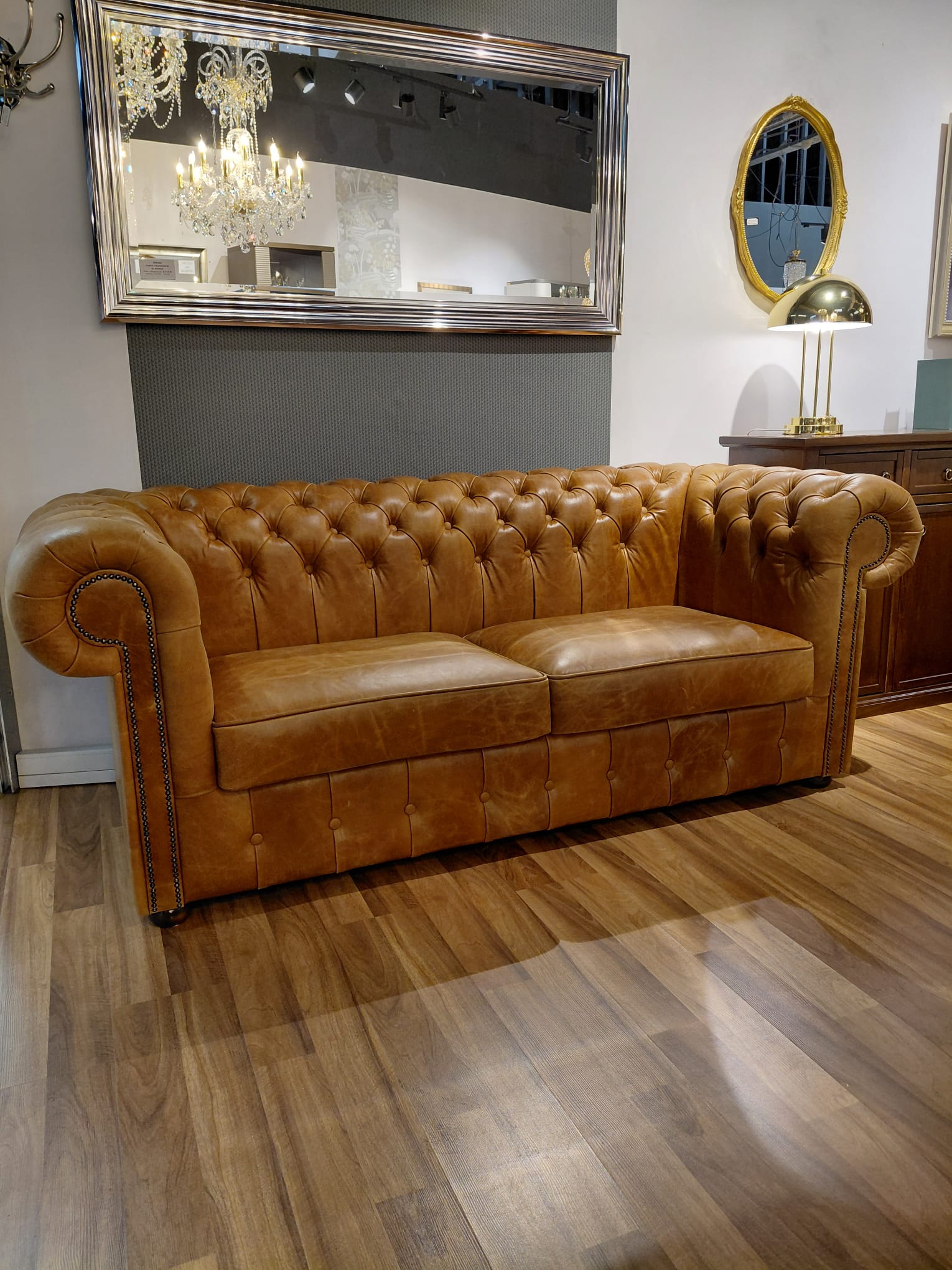 Sofa Chesterfield 3 os skóra naturalna karmel